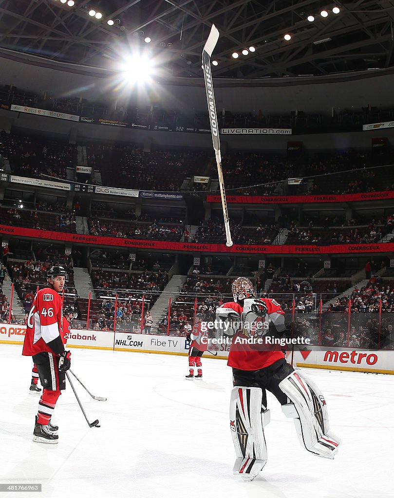 Carolina Hurricanes v Ottawa Senators