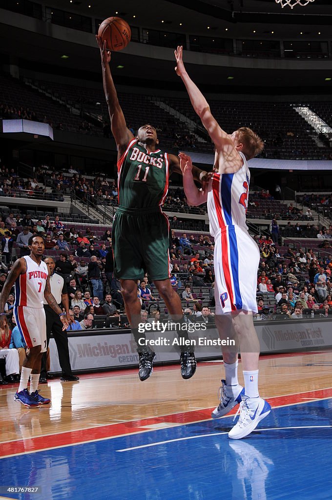 Milwaukee Bucks v Detroit Pistons