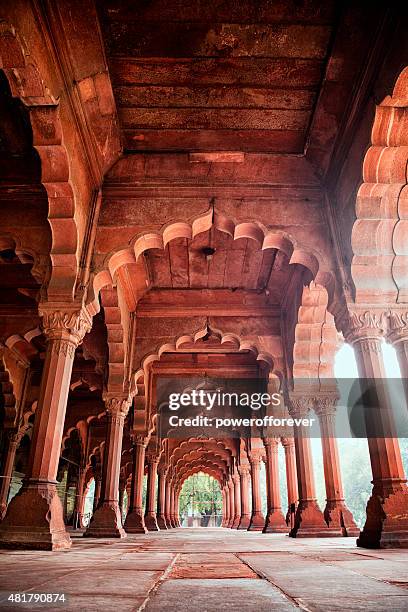 diwan-i-am at the red fort in delhi, india - delhi stockfoto's en -beelden