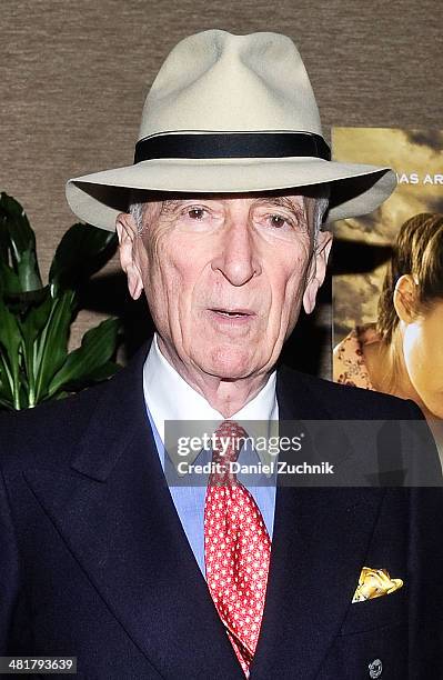 Bob Simon attends the "Walking With The Enemy" screening at Dolby 88 Theater on March 31, 2014 in New York City.