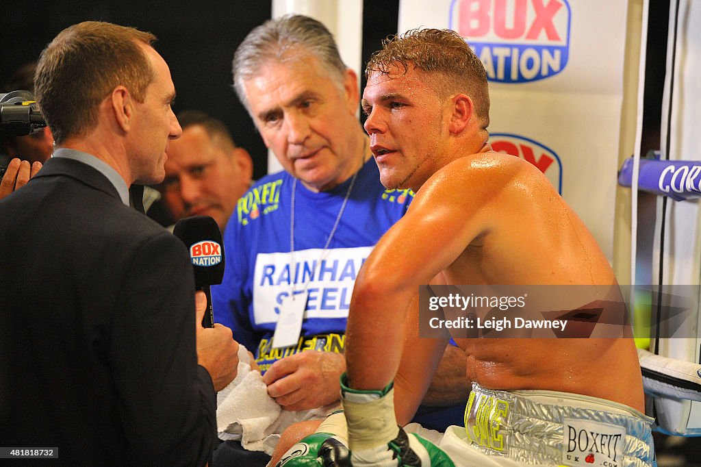 Boxing at Wembley Arena