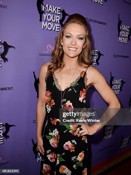 Personality Amy Purdy arrives at a screening of "Make Your Move" at The Pacific Theatre at The Grove on March 31, 2014 in Los Angeles, California.