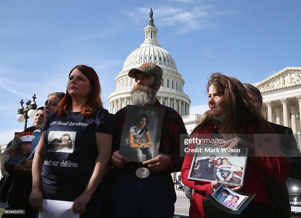 Lawmakers Holds News Conference With Family Members Of Victims Of GM's Defective Ignition Switches