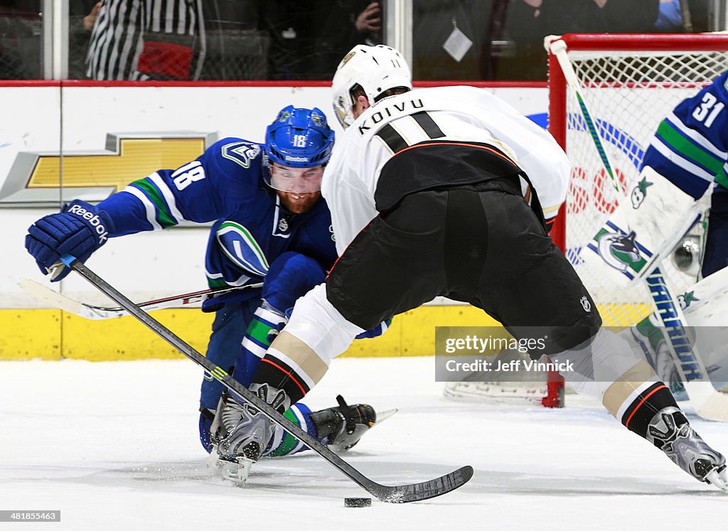 Anaheim Ducks v Vancouver Canucks