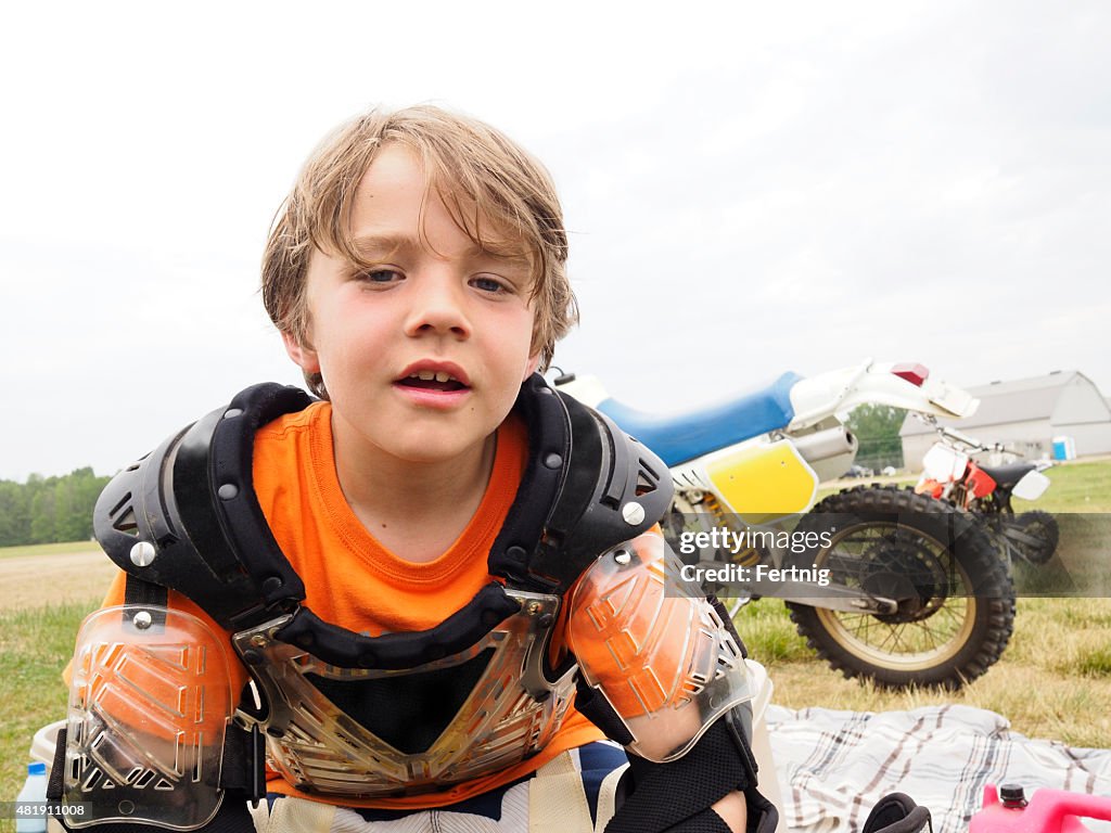 Giovane motocross dude