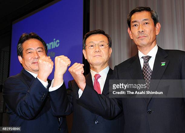 Sanyo Electric President Seiichiro Sano , Panasonic President Fumio Otsubo and Panasonic Electric Works President Shusaku Nagase attend a joint press...