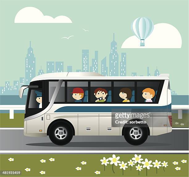illustrations, cliparts, dessins animés et icônes de visite de la ville - car journey