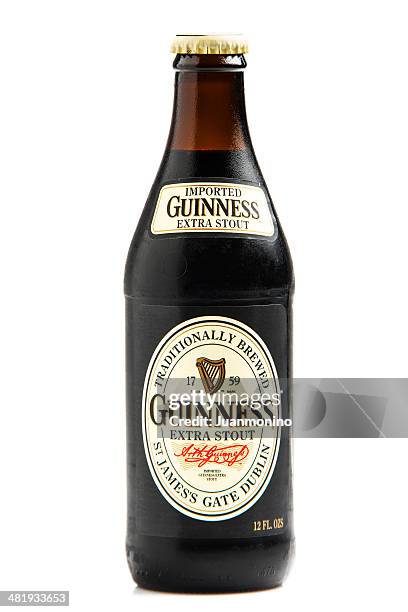 guinness beer - guinness stock pictures, royalty-free photos & images