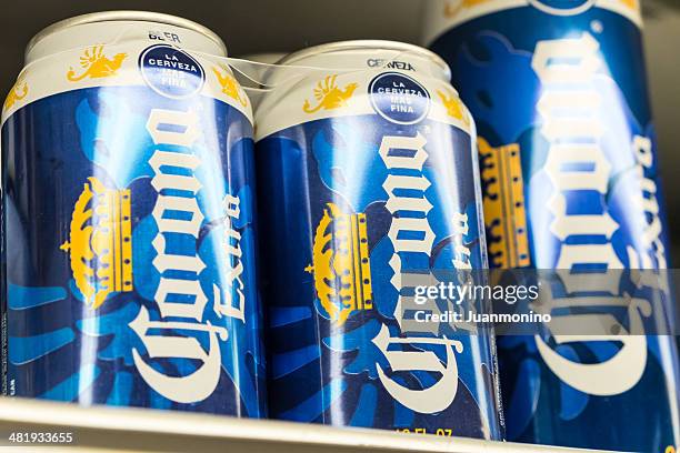 corona beer - corona beer stockfoto's en -beelden