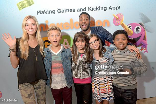 Internet personality iJustine with the cast of Nickelodeons Game Shakers, Thomas Kuc, Cree Cicchino, Kel Mitchell, Madisyn Shipman, and Benjamin...