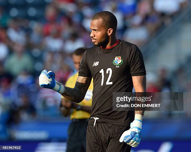Panama's goal keeper Luis Mejia pumps his fist in the shoot out during the 2015 CONCACAF Gold Cup third place match between the USA and Panama July...
