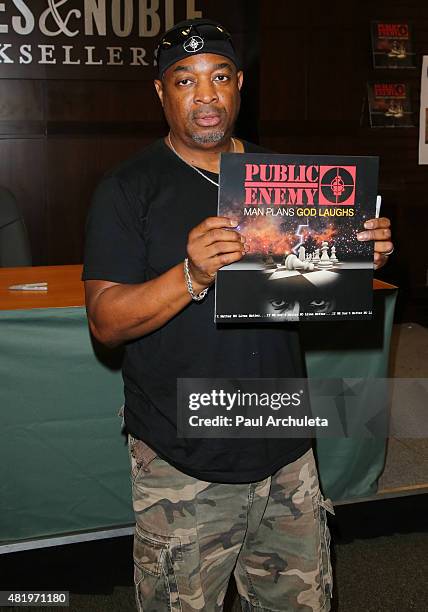 Rapper Chuck D of the Rap Group "Public Enemy" signs copys of his new album "Man Plans God Laughs" at Barnes & Noble at The Grove on July 25, 2015 in...