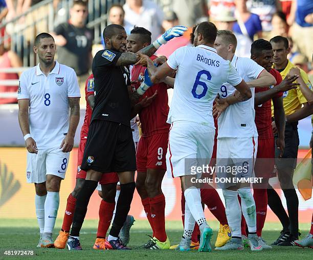 Scuffle breaks out between the US and Panama during the 2015 CONCACAF Gold Cup third place match between the USA and Panama July 25, 2015 in Chester,...