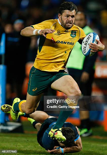 Adam Ashley-Cooper of Australia fights for the ball with Tomas Cubelli of Argentina during a match between Australia and Argentina as part of The...