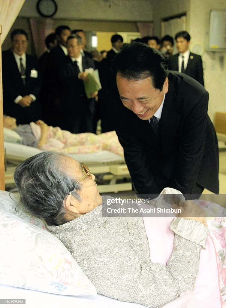 Japan Marks 65th Anniversary of Nagasaki Atomic Bomb