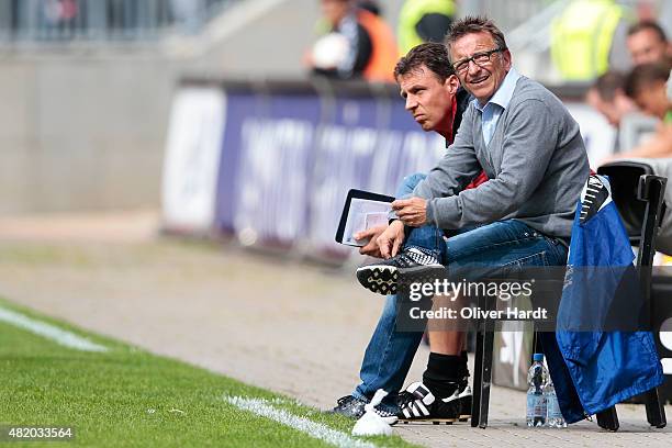 Head coach Norbert Meier of Bielefeld gesticulated during the second bundesliga match between FC Sankt Pauli and Arminia Bielefeld at Millerntor...