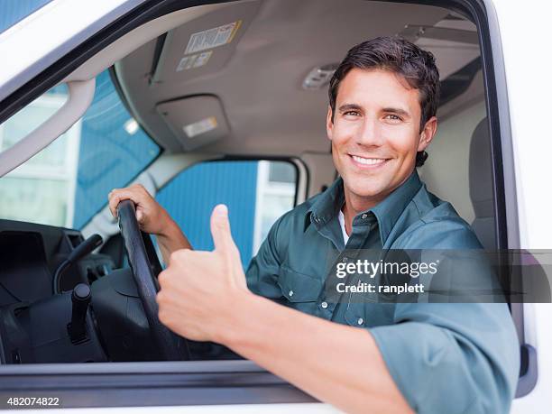 delivery driver giving thumbs up - go single word stock pictures, royalty-free photos & images