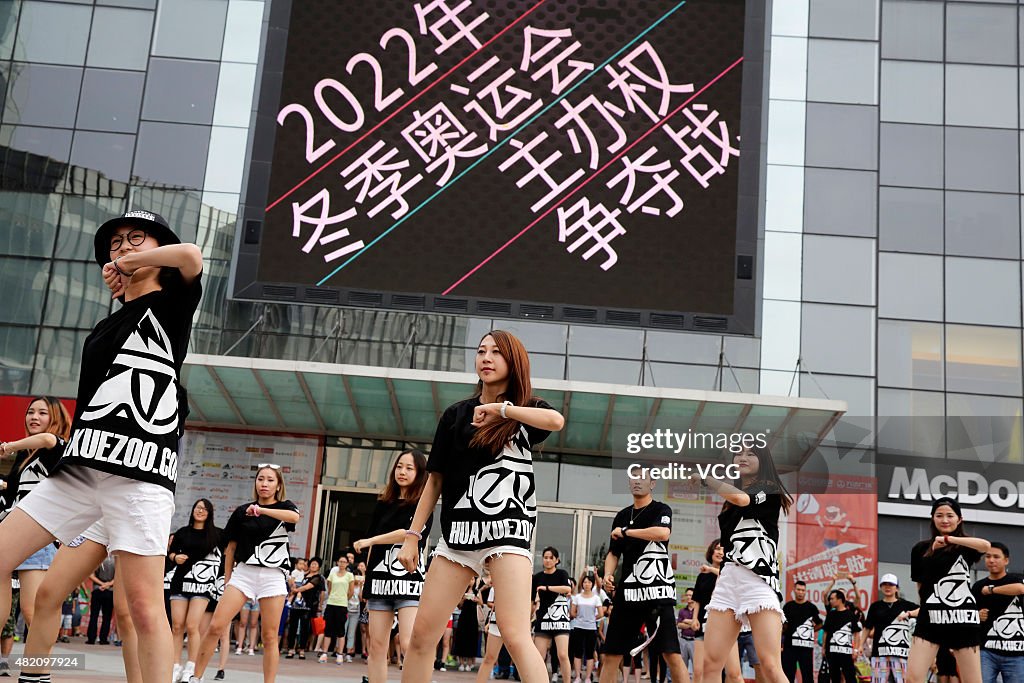 Flash Mob For 2022 Winter Olympic Games Application In Beijing