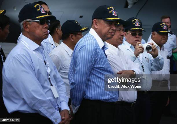 National Defense Secretary of the Philippines Voltaire Tuvera Gazmin, Energy Minister of Brunei Pehin Dato Hj Mohammad Yasmin bin Umar, Secretary...