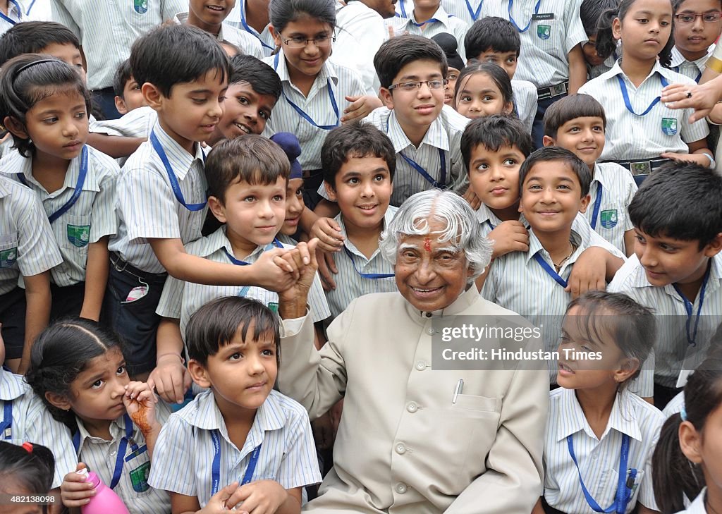 Former Indian President APJ Abdul Kalam Dies At 84
