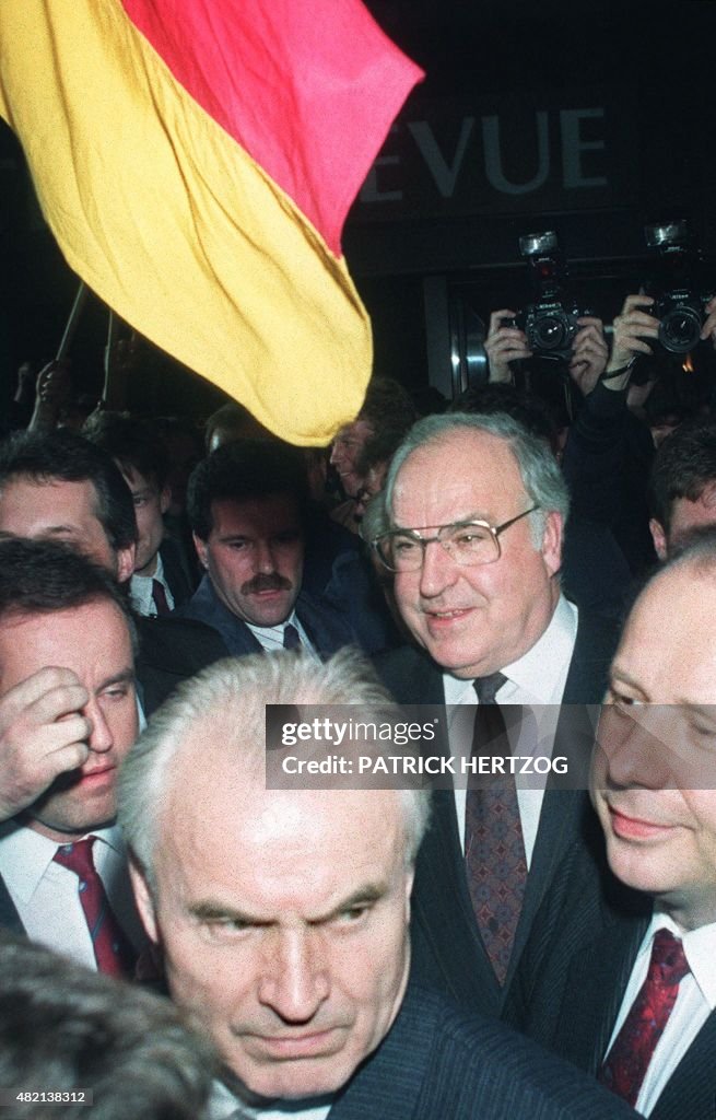 Modrow East German Prime Minister Hans Modrow precedes German chancellor ...