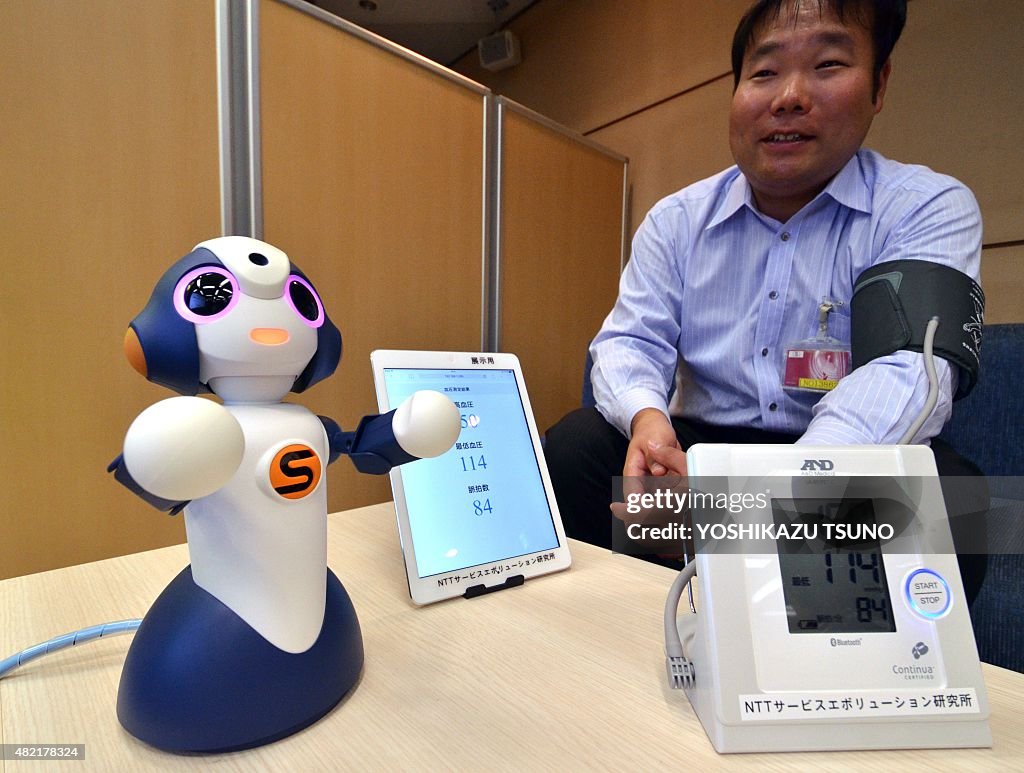 JAPAN-TECHNOLOGY-TELECOM-ROBOT