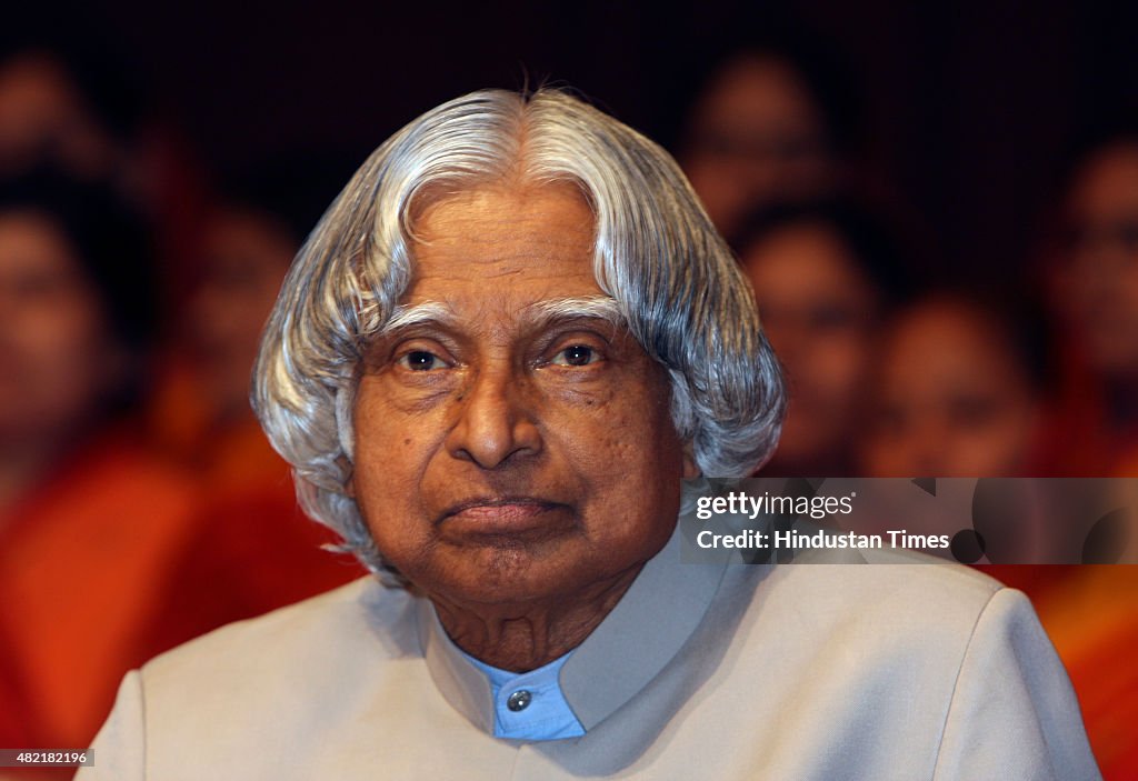 Former Indian President APJ Abdul Kalam Dies At 84