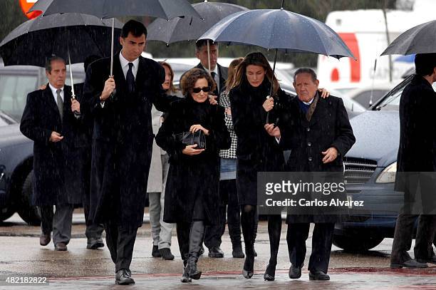 Crown Prince Felipe of Spain, Letizia's mother Paloma Rocasolano, Princess Letizia of Spain and her grandfather Francisco Rocasolano attend the...