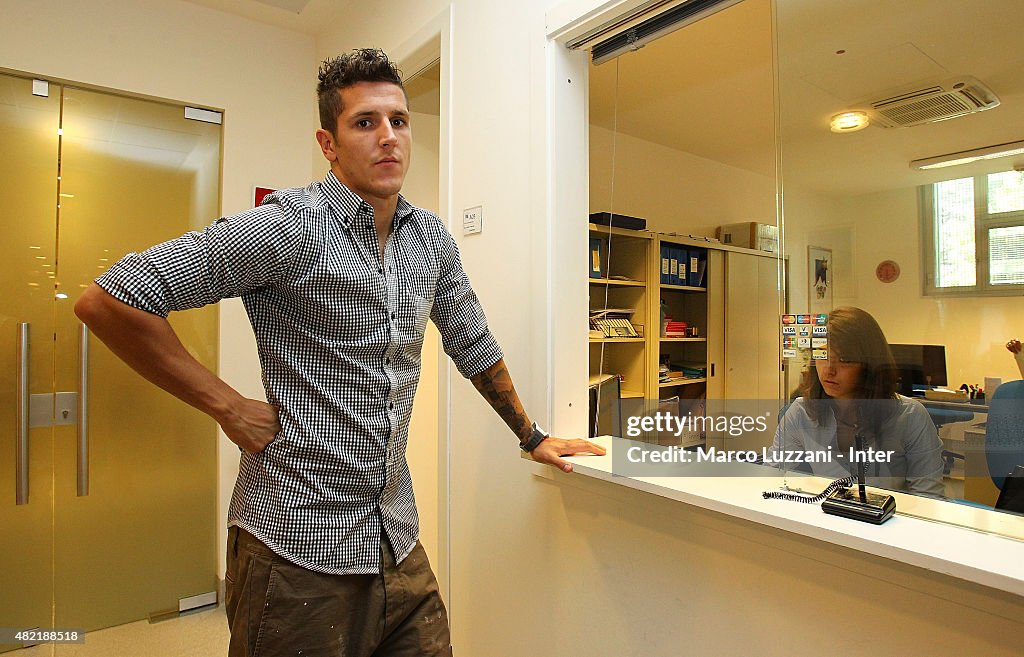 FC Internazionale New Signing People: Stevan Jovetic Attends Medicals