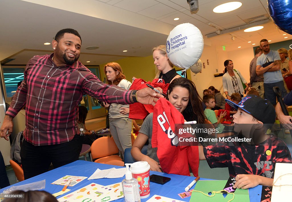 Red Sox player Pablo Sandoval Joins Shaw's and Star Market at Boston Children's Hospital