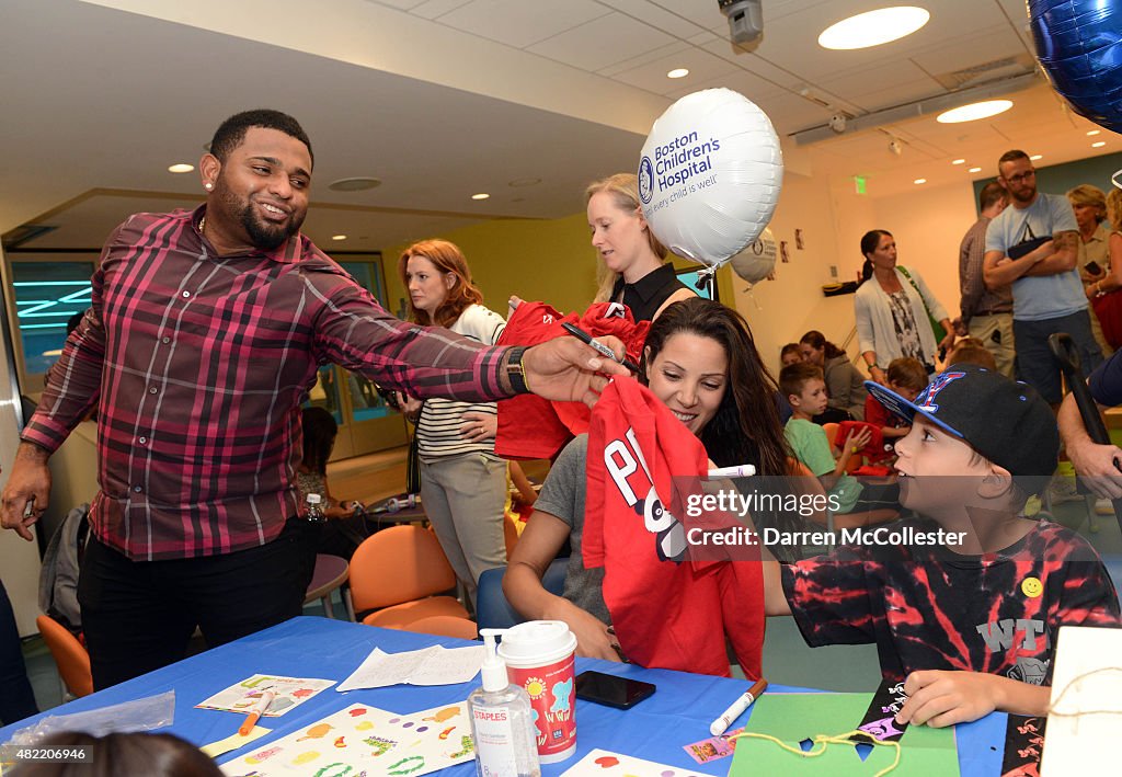 Red Sox player Pablo Sandoval Joins Shaw's and Star Market at Boston Children's Hospital