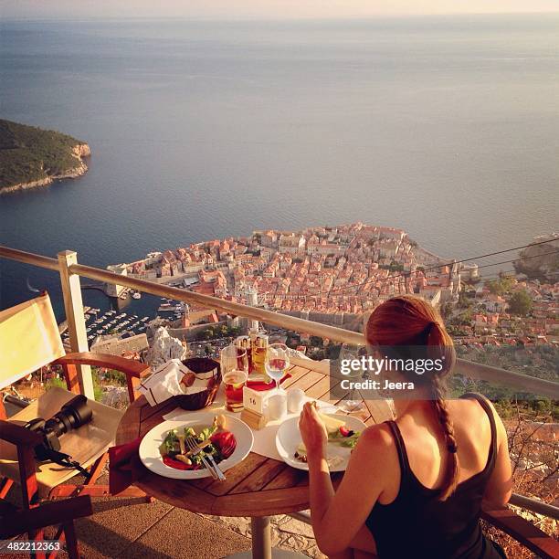 croatia, dubrovnik, dinner at balcony - ragusa stockfoto's en -beelden