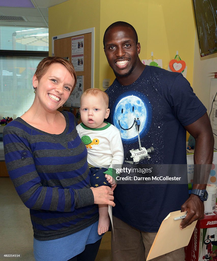 New England Patriots Player Devin McCourty Paints With Patients At Boston Children's Hospital