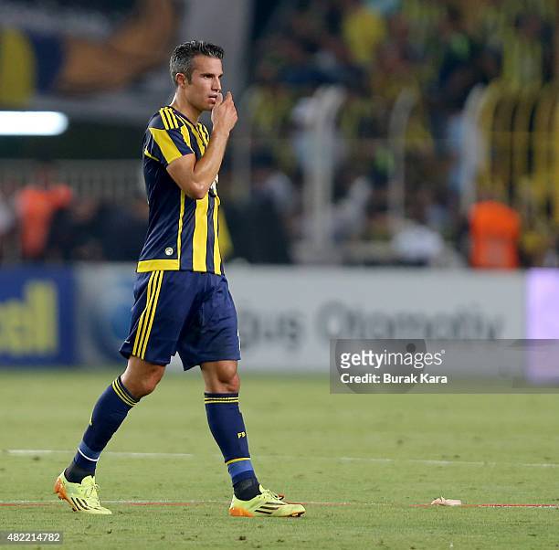Robin van Persie of Fenerbahce reacts during UEFA Champions League Third Qualifying Round 1st Leg match betweeen Fenerbahce v Shakhtar Donetsk at...