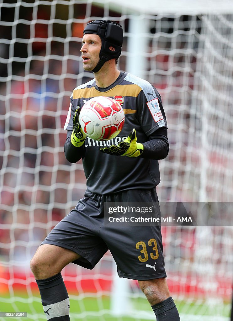 Arsenal v VfL Wolfsburg - Emirates Cup