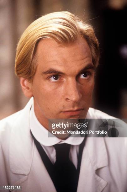 Portrait of British actor Julian Sands in the film The wicked. Italy, 1991