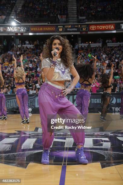 The daughter of Sacramento Kings owner Vivek Ranadive, Anjali Ranadive, entertains the fans during halftime of the Los Angeles Lakers against the...