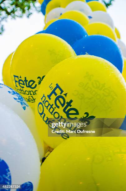 balloons celabrating quebec day - canadians celebrate national day of independence 個照片及圖片檔