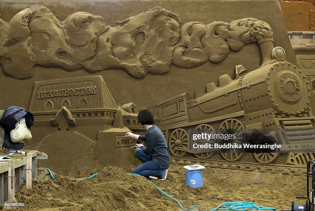 Sand Sculptures Of Russia Exhibited In Tottori