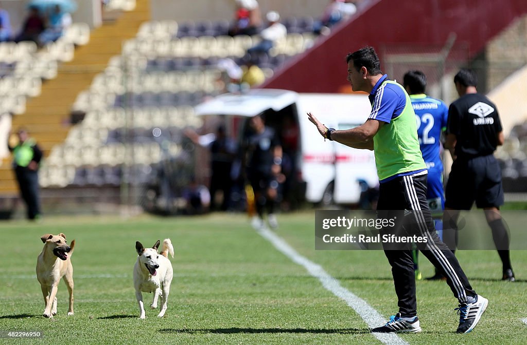 Leon de Huanuco v Sporting Cristal - Torneo Apertura 2015