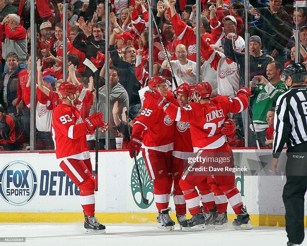 Tampa Bay Lightning v Detroit Red Wings