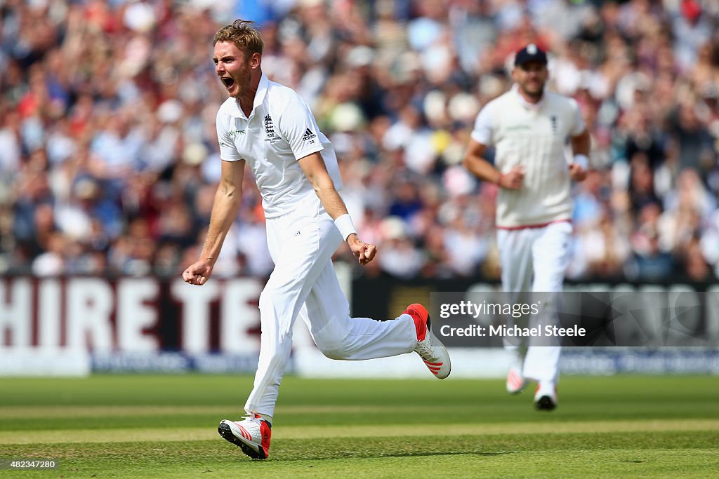England v Australia: 3rd Investec Ashes Test - Day Two