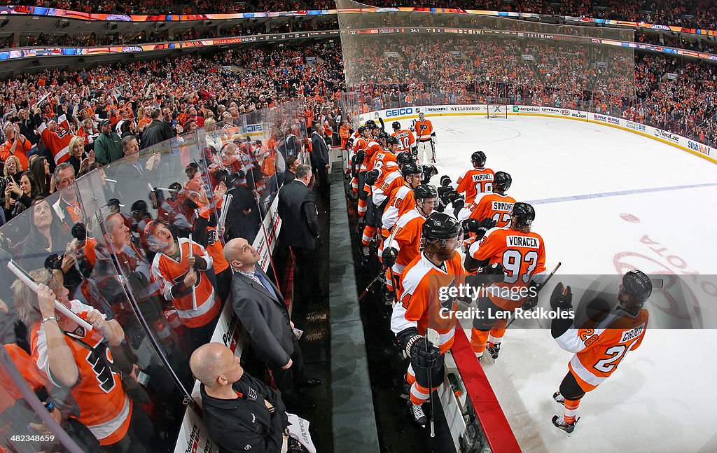 Boston Bruins v Philadelphia Flyers