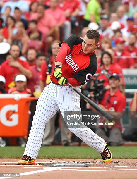 National League All-Star Anthony Rizzo of the Chicago Cubs bats during the Gillette Home Run Derby presented by Head & Shoulders at the Great...