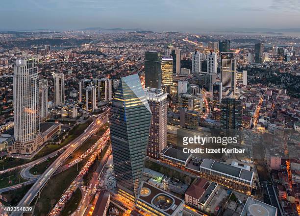 cityscape of levent financial district at night - contemporary istanbul - fotografias e filmes do acervo