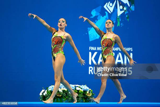 Luisa Borges and Maria Eduarda Miccuci of Brazil compete in the Women's Duet Free Synchronised Swimming Final on day six of the 16th FINA World...