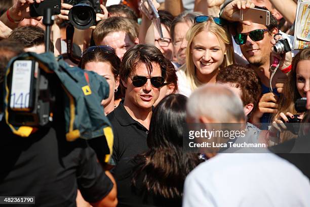 Tom Cruise attends the world premiere for the film 'Mission Impossible - Rogue Nation' at Staatsoper on July 23, 2015 in Vienna, Austria.