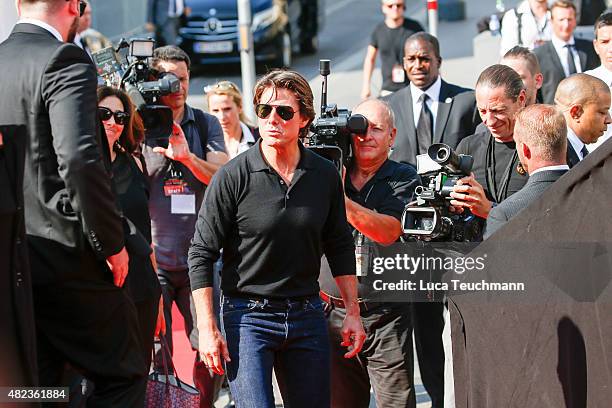 Tom Cruise attends the world premiere for the film 'Mission Impossible - Rogue Nation' at Staatsoper on July 23, 2015 in Vienna, Austria.