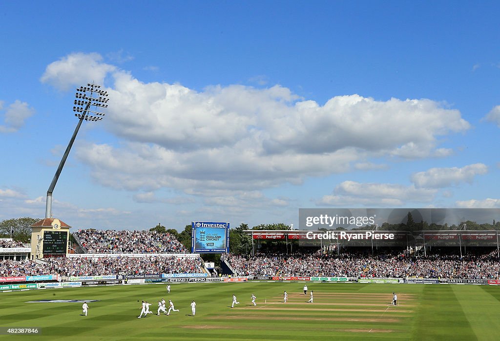 England v Australia: 3rd Investec Ashes Test - Day Two