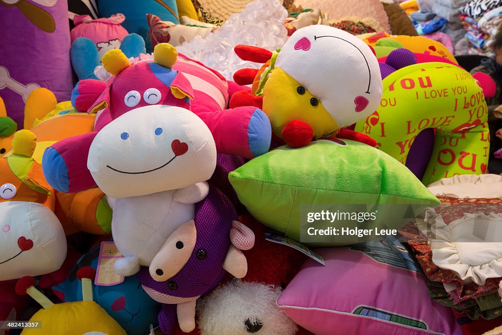 Stuffed animal toys for sale at Dongmun Market